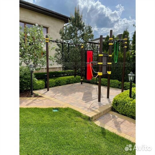 Спортивный уличный комплекс