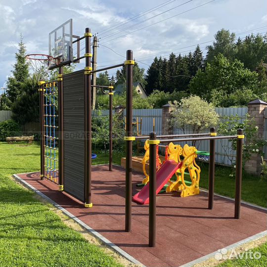 Детская спортивная площадка уличная