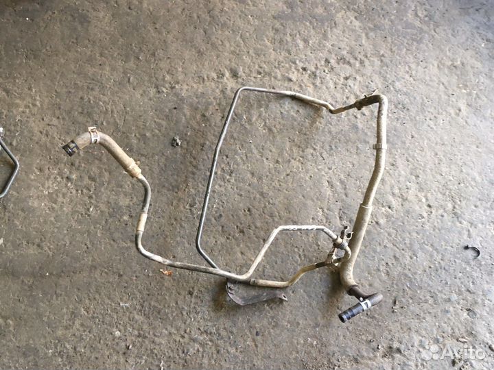 Suzuki grand vitara Трубка гура