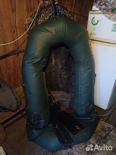 Лодка надувная полуторка