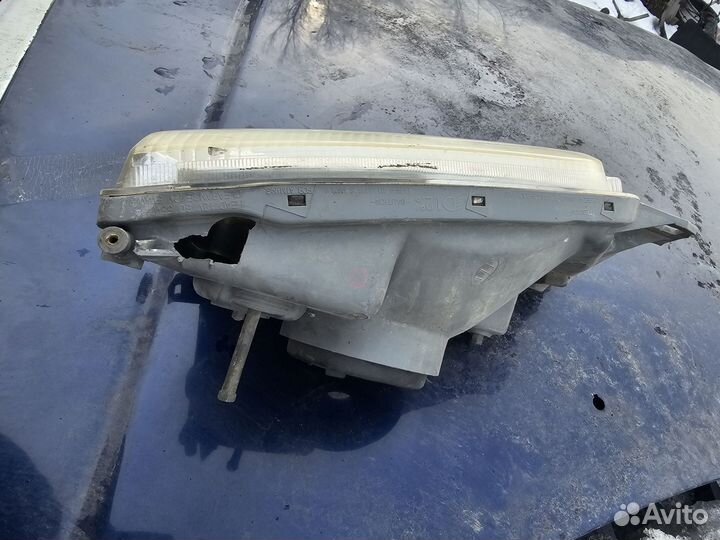 Фара передняя левая subaru forester SF5, EJ20