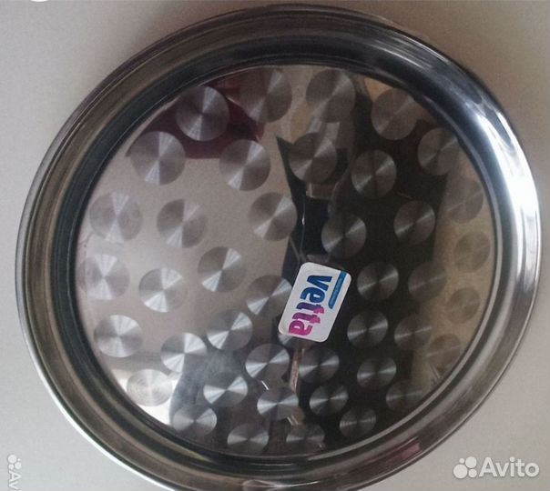 Новый поднос нержавейка круглыы