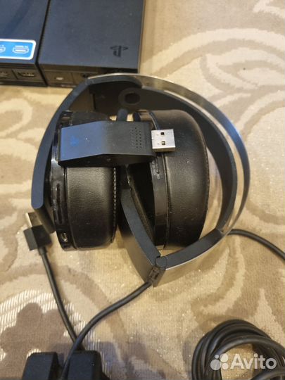 PlayStation VR (шлем, мувы) + наушники Platinum