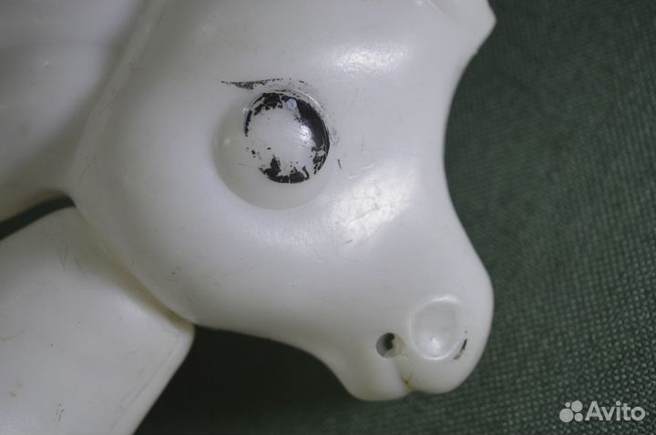 Игрушка пластмассовая 