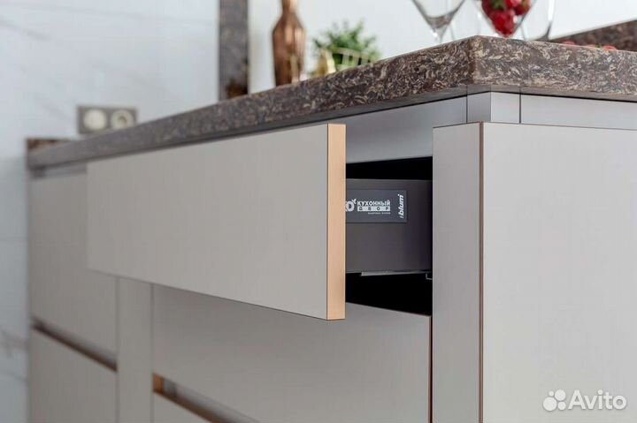 Кухонный гарнитур от производителя