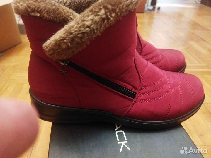 Обувь женская 38 размер