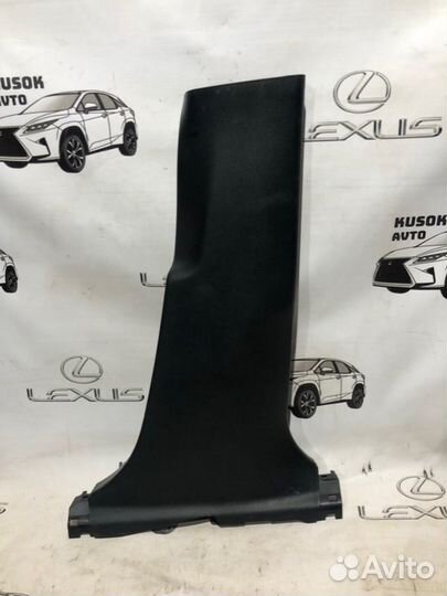 Накладка на стойку кузова правая Lexus Rx 350