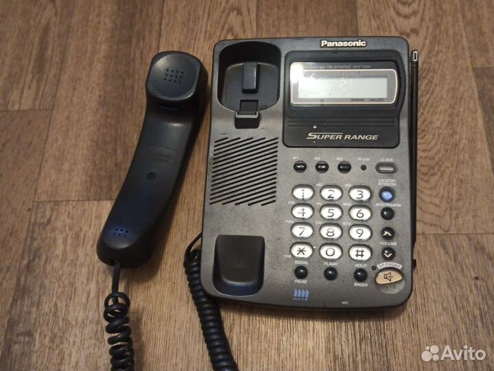 Телефон panasonic
