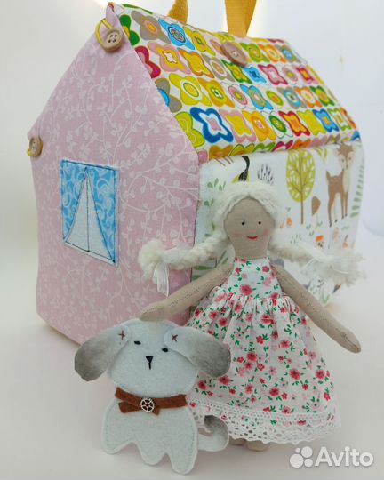 Кукольный домик