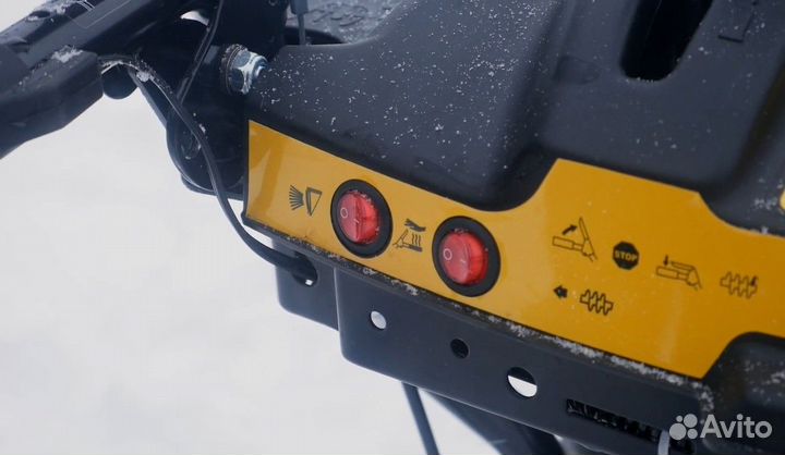 Снегоуборщик Champion ST 1170