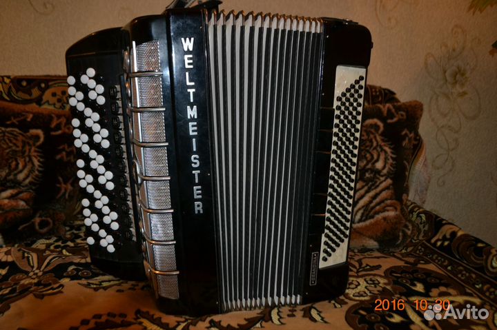 Баян Weltmeister Grandina