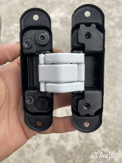 Петля скрытая дверная межкомнатная atomika