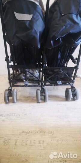 Коляска трость для двойни Inglesina twin swift