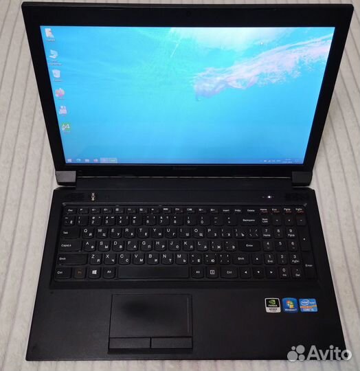 Lenovo B570E (Сore i5/GT410/8GB/SSD/HDD)