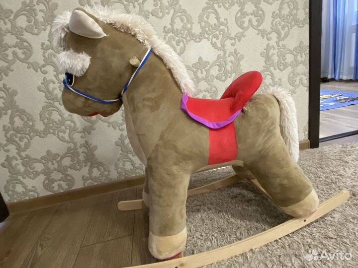 Качалка лошадь