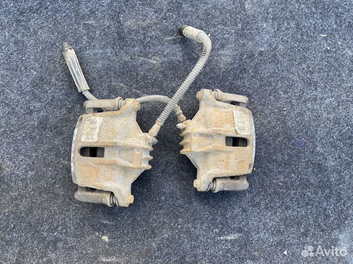 Суппорта передние Peugeot 206