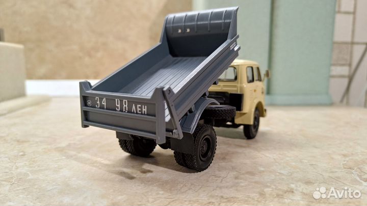 Модель маз 5549