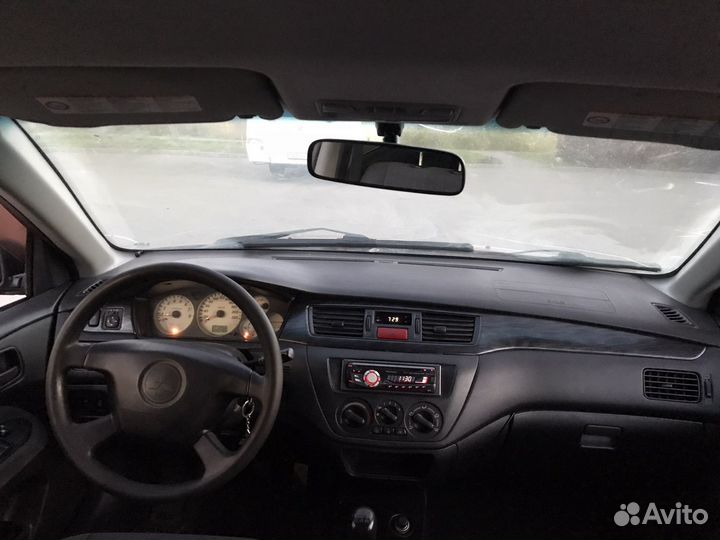 Mitsubishi Lancer 1.3 МТ, 2005, 333 000 км