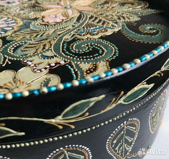 Деревянная шкатулка для украшений