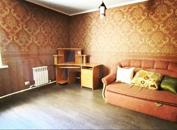 Дом 100 м² на участке 8 сот.