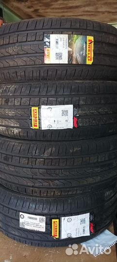 Pirelli Cinturato P7 215/60 R16