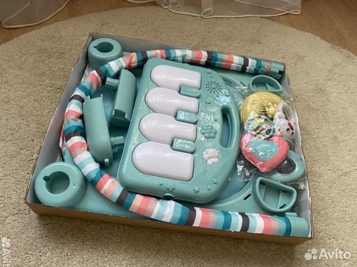 Развивающий коврик с пианино