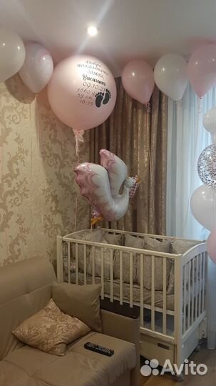 Детская кроватка с маятником и ящиком