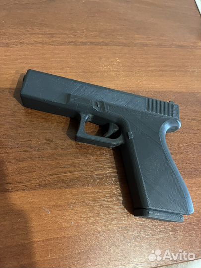 Макет пистолета