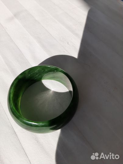 Браслет из натурального нефрита