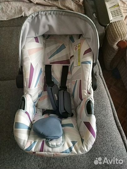 Автомобильное кресло