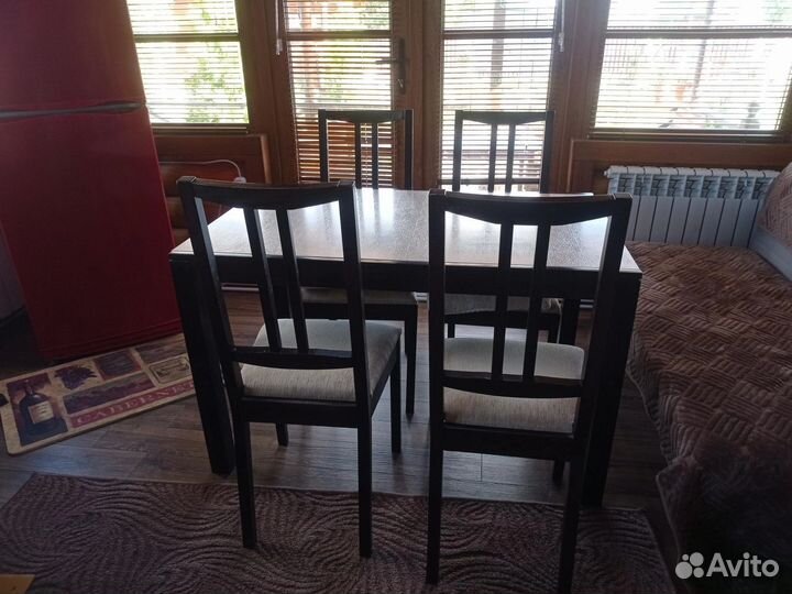 Стол и 4 стула бу