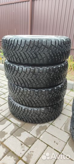Michelin X-Ice North 4 185/65 R15 92T