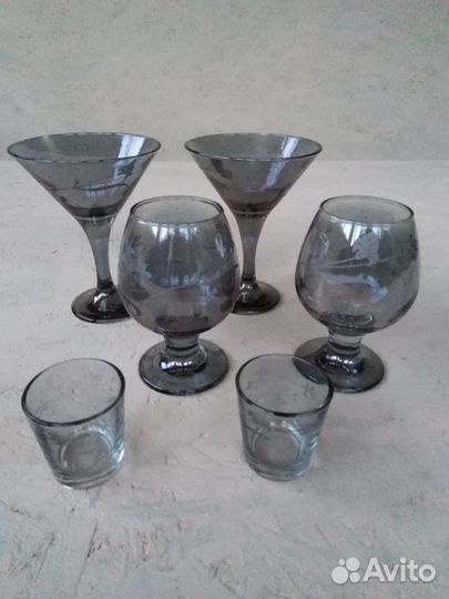 Набор фужеров и рюмок из 18 предметов