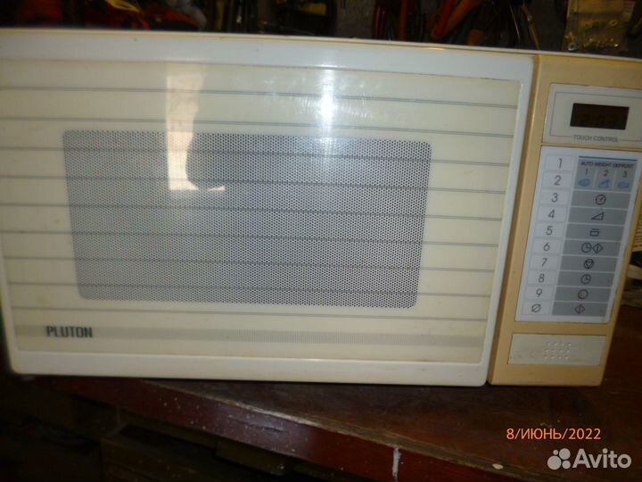 Микроволновая печь pluton