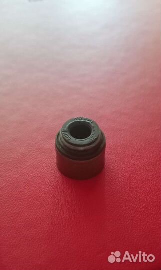 Маслосъемные колпачки Elring 012.410