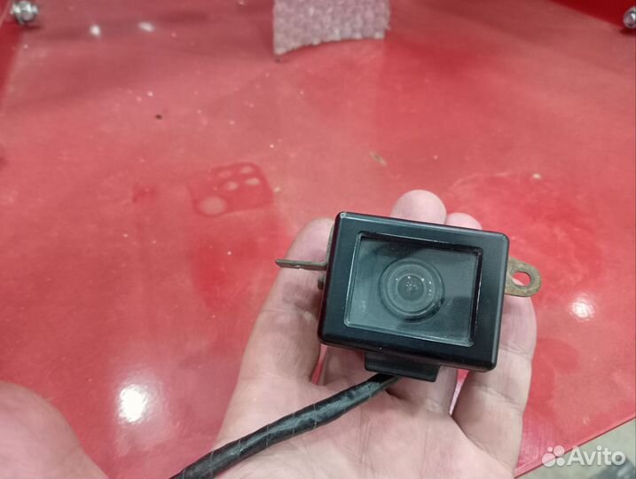 Камера заднего хода Toyota Ipsum