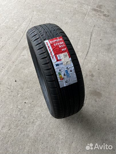 Fronway EcoGreen 66 215/60 R17 96T