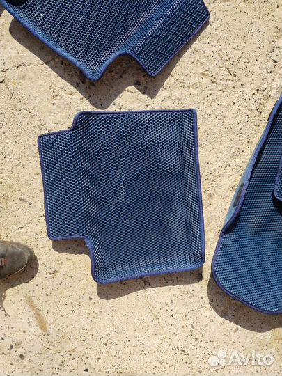 Коврики лада Веста св