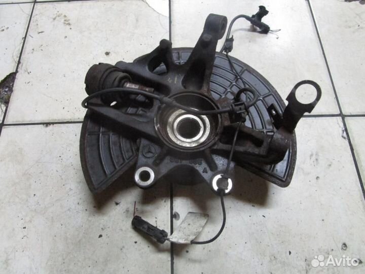 Кулак поворотный передний левый w163 ML-class 6