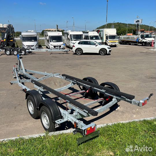 Тормозной прицеп для лодки до 6.2м