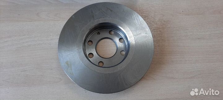 Диск тормозной передний Опель Астра Ф/Вектра А