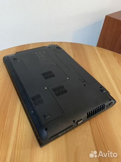 Красивый и удобный Ноутбук lenovo i5 SSD