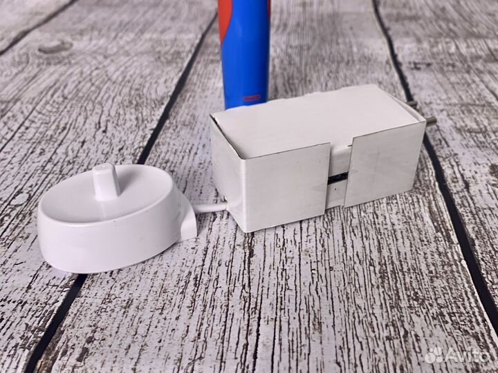 Электрическая зубная щетка Braun Oral B детская