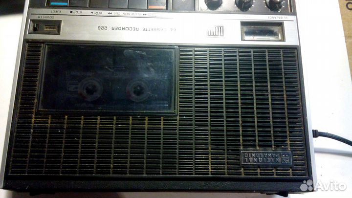 National Panasonic rq-228s