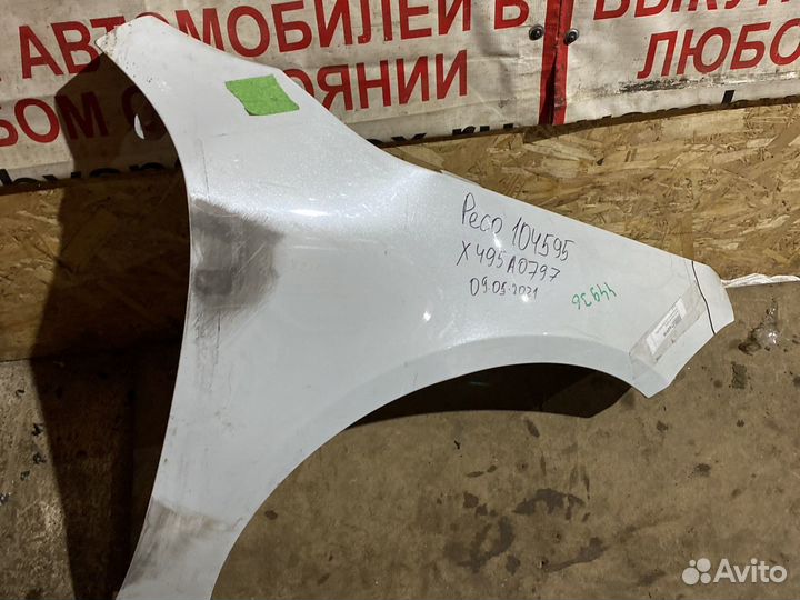 Переднее правое крыло Mercedes GLA AMG