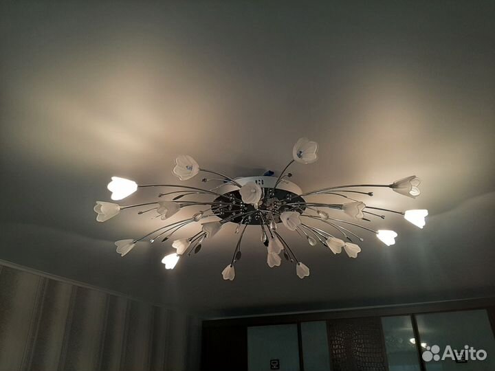 Люстра потолочная