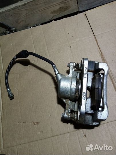 Тормозной суппорт правый Chery Tiggo 4