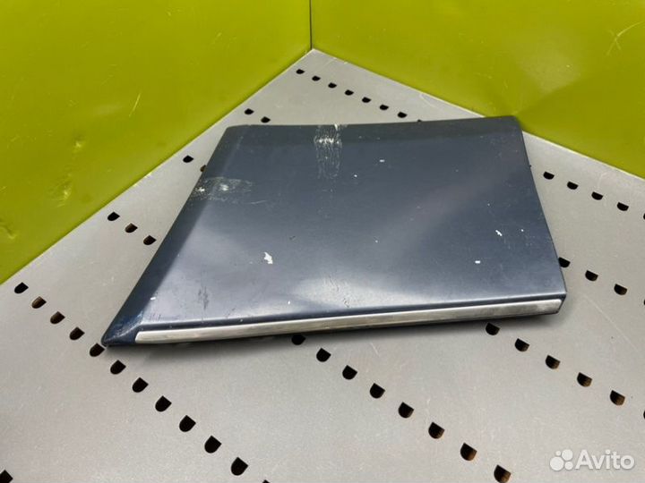 Молдинг на крыло передний правый Mercedes-Benz