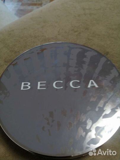 Тени для век