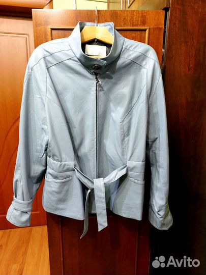 Куртка весенняя голубая экокожа 54-56 размер